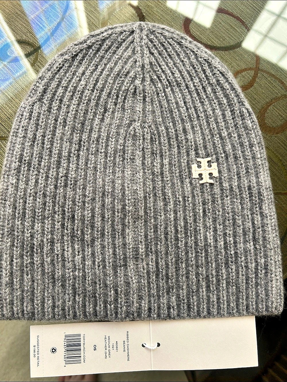 2 items: Tory Burch Ribbed Cashmere Beanie/cap and mittens NWT